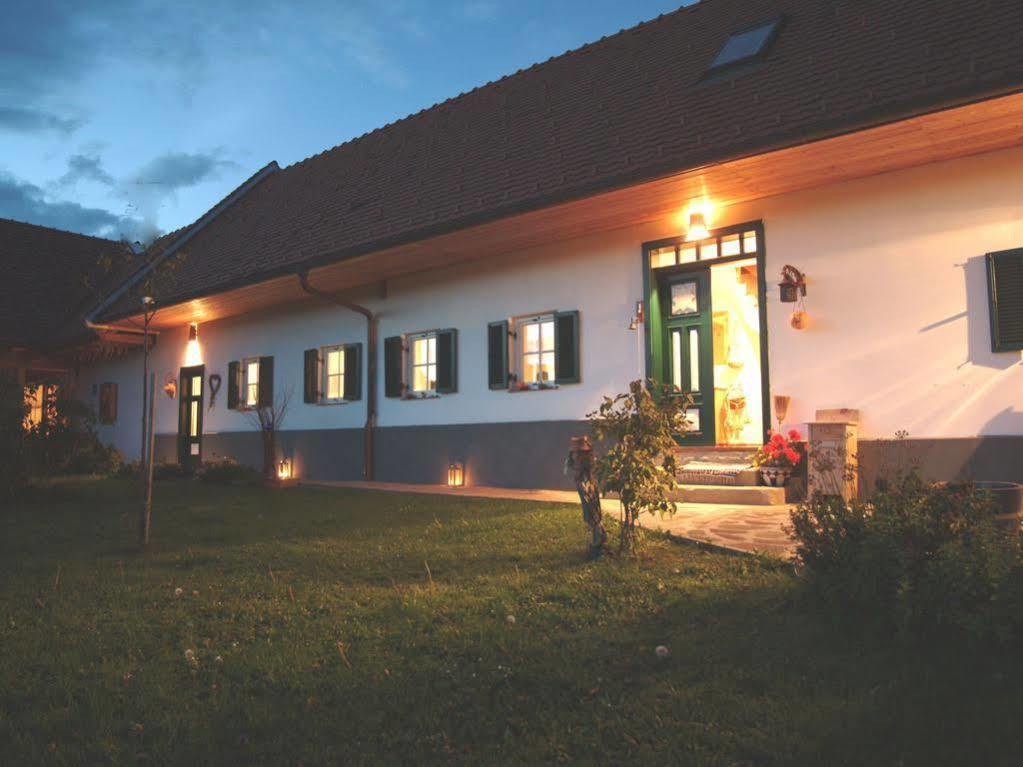 Апартаменти Sonnenhaus Grandl Фельдбах Екстер'єр фото